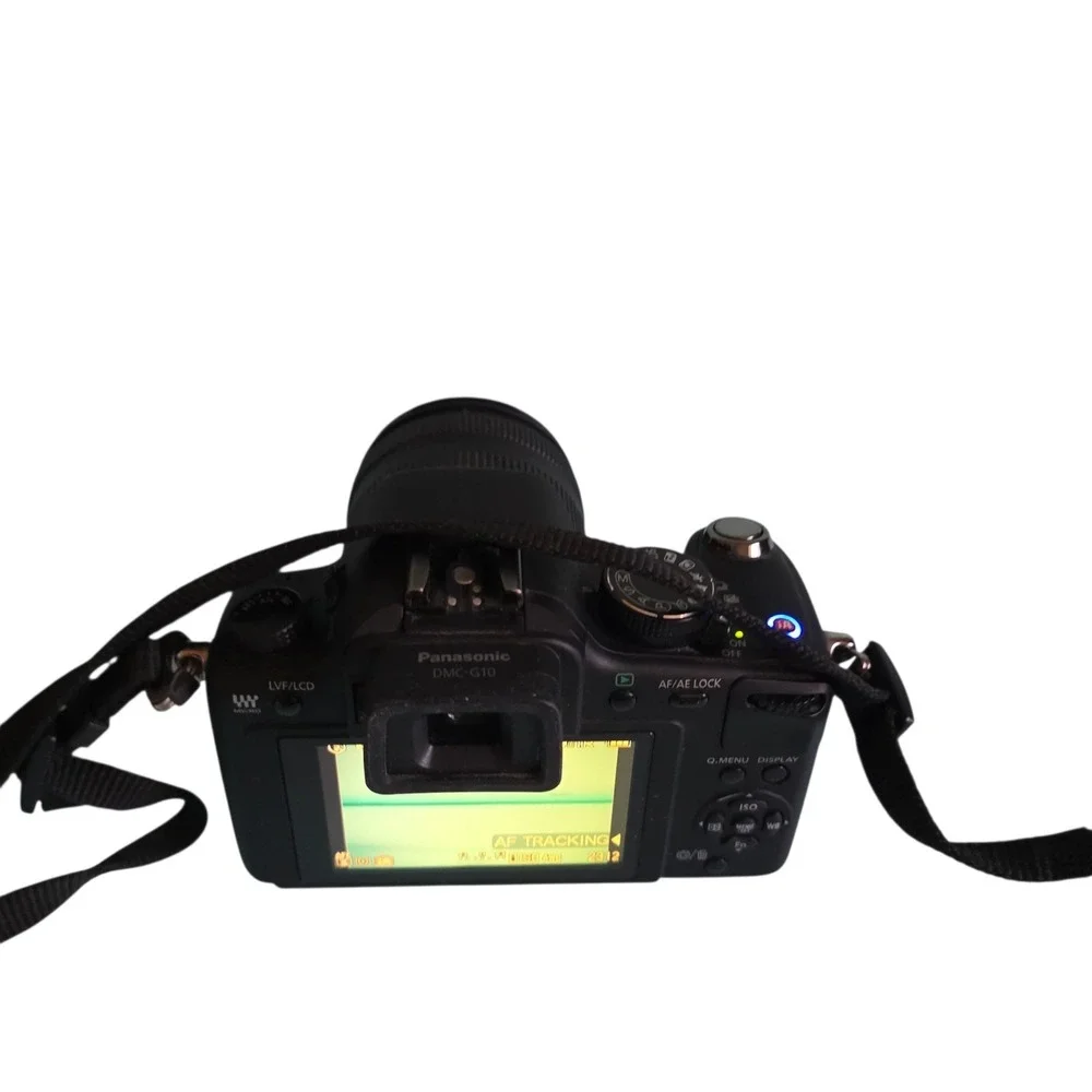 Panasonic‎ G10 Mirrorless Camera 12.1MP with 14-42mm Lens Charger 16GB SD Card